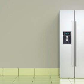 spegnere il frigo prima delle vacanze